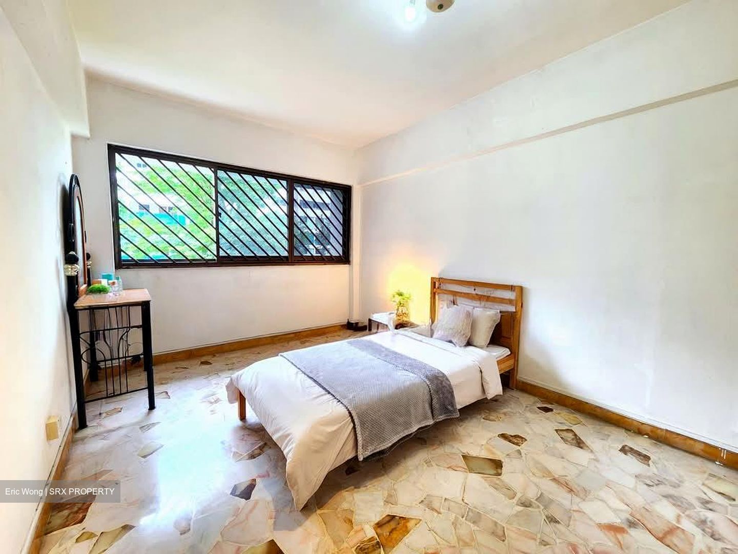 Blk 306 Hougang Avenue 5 (Hougang), HDB 5 Rooms #558403351
